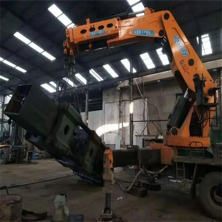 宁德130吨折臂吊车出租吊机租赁附近电话